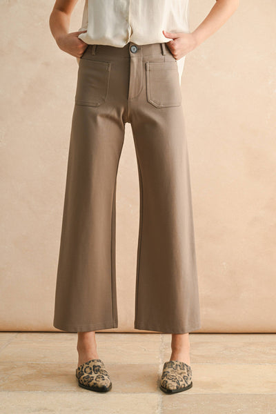 2 Pocket Ponte Pants: Mocha