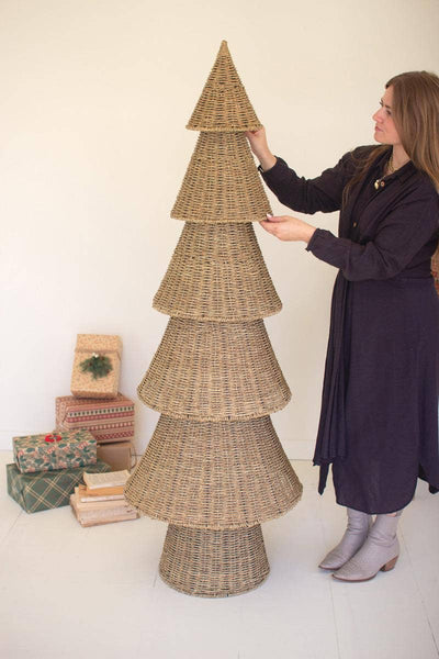 WOVEN VINE CHRISTMAS TREE: Brown / Vine/Metal / 23"d x 68"t