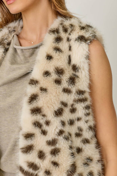Leopard Fur Vest: Oatmeal