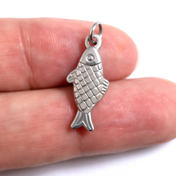 18K Gold PVD Stainless Steel Fish Charm: Gold