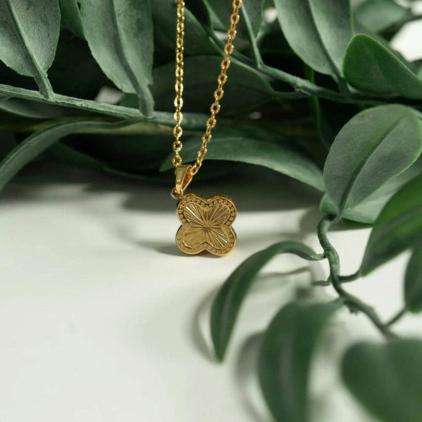 18K Gold PVD Stainless Steel Lucky Clover Charm Sunburst / PDL0270: Sunburst