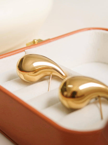 Colette 18K Gold Non-Tarnish Large Huggie Droplet Earring: Yellow Gold