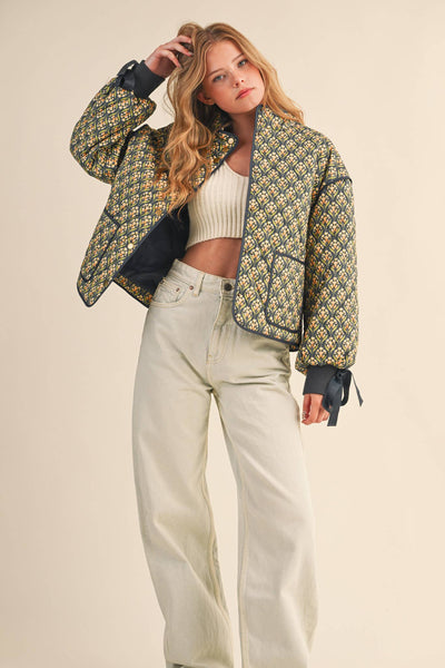 FLORAL QUILTED JACKET WITH RIBBON SLEEVE DETAIL MJK4432: Navy Teal Multi Floral / S