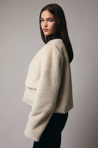 Round Neck Long Sleeve Fur Outerwear: Beige