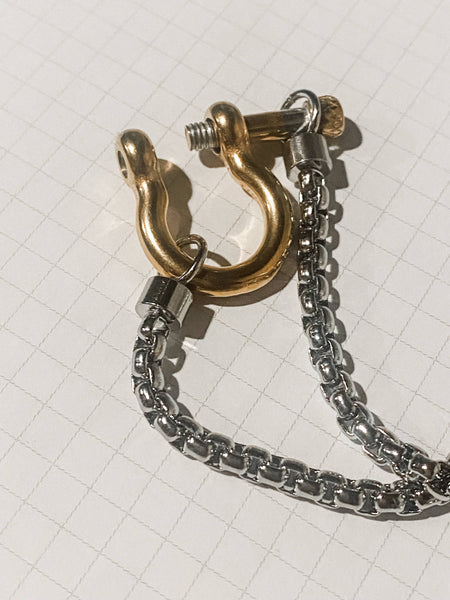 Carabiner horse Bit- Charm-Wheat Chain  PVD : Two Tone
