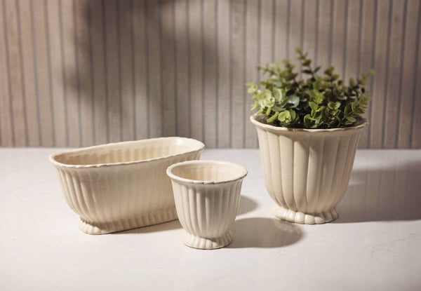 Fluted Pot: Large