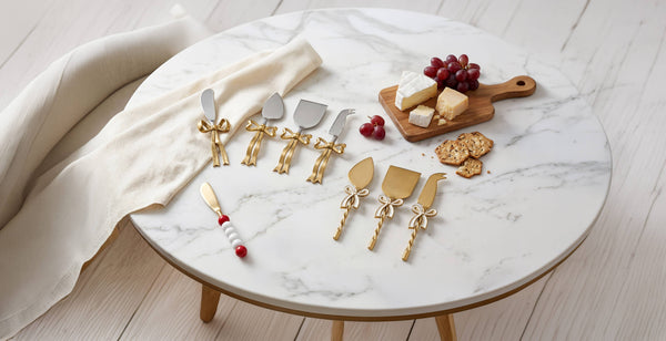 Bow Cheese Spreader