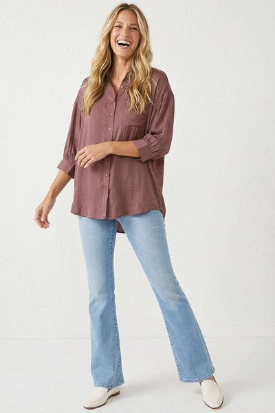 Oversized 3/4 Sleeve Button Up Blouse: Off White / M