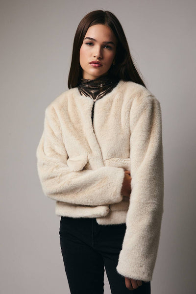 Round Neck Long Sleeve Fur Outerwear: Beige