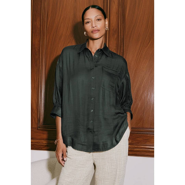 Oversized 3/4 Sleeve Button Up Blouse: Off White / S