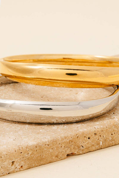 Rounded Hinge Bangle Bracelet - Gold