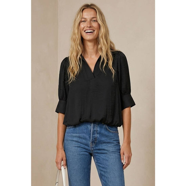 Half Sleeve Hi-lo Bubble Hem Blouse: Navy / M