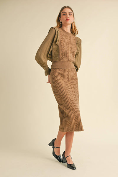 Cable Knit Sweater with Woven Sleeves: Brown