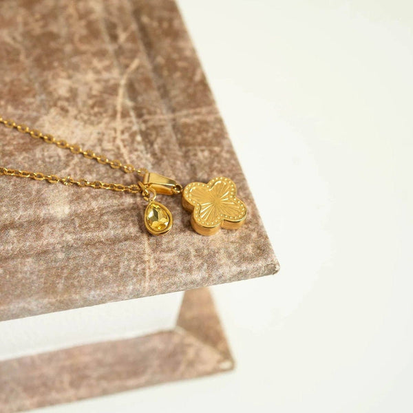 18K Gold PVD Stainless Steel Lucky Clover Charm Sunburst / PDL0270: Sunburst