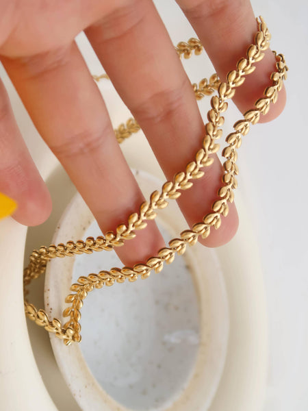 Classic Wheat Chain Necklace: Gold