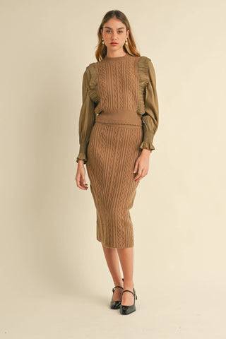 Cable Knit Sweater with Woven Sleeves: Brown