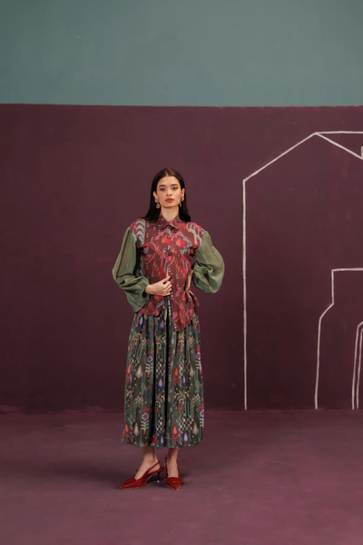 The Pleated Verse Set