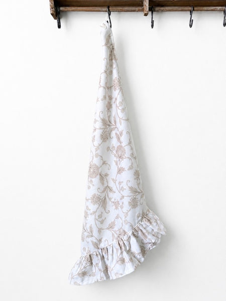 Stay Put Towel - Neutral Floral Ruffle