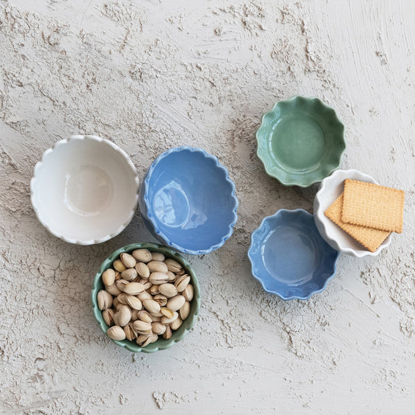 Stoneware Scalloped Bowl, 3 Color options